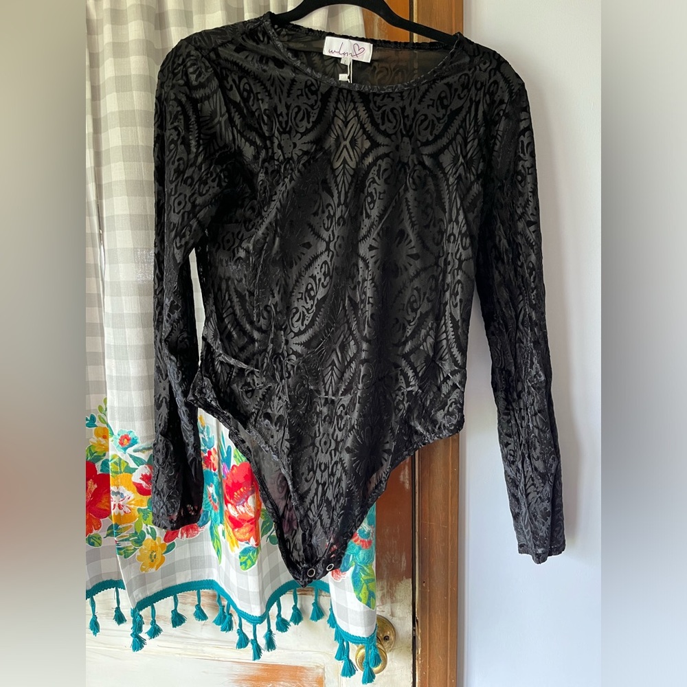 3/$25- NWT! Semi sheer velvet/mesh bodysuit with snaps